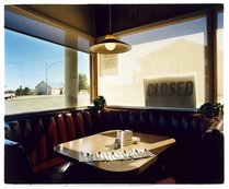 Nicely's Cafe, Mono Lake, California / Richard Heeps